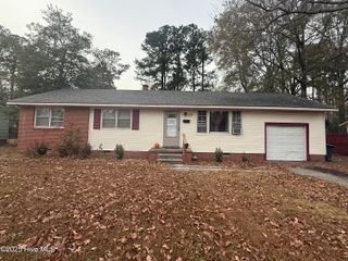 13 Bosco Drive, Jacksonville, NC 28540