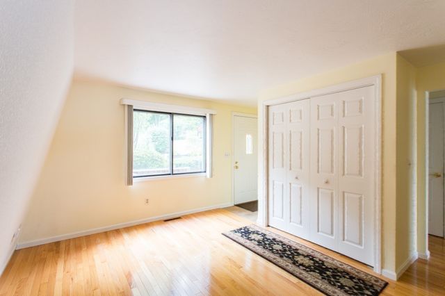21-22 Beach Drive, West Brookfield, MA 01585