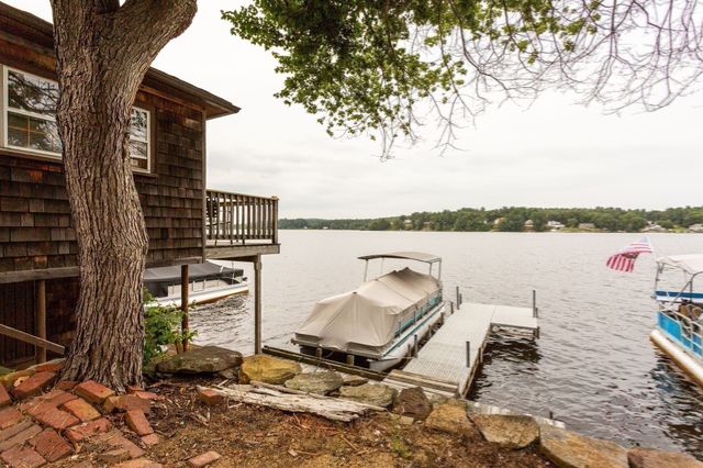 21-22 Beach Drive, West Brookfield, MA 01585