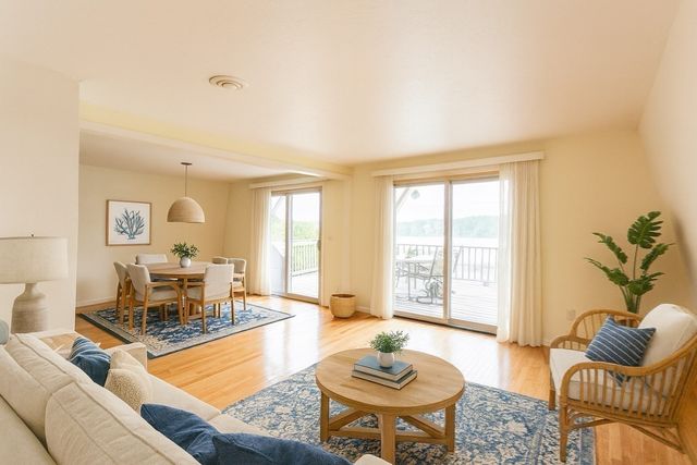 21-22 Beach Drive, West Brookfield, MA 01585