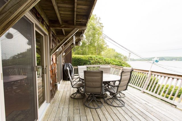 21-22 Beach Drive, West Brookfield, MA 01585