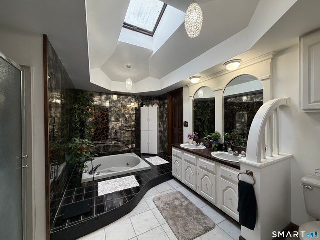 40 Hickory Hill Drive, Waterbury, CT 06708