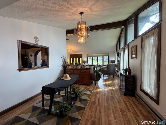 40 Hickory Hill Drive, Waterbury, CT 06708