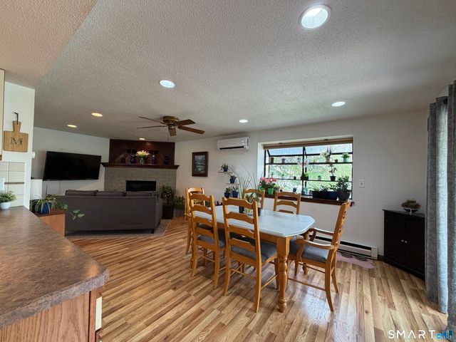 40 Hickory Hill Drive, Waterbury, CT 06708