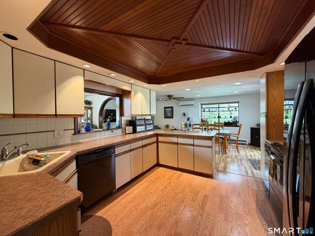 40 Hickory Hill Drive, Waterbury, CT 06708