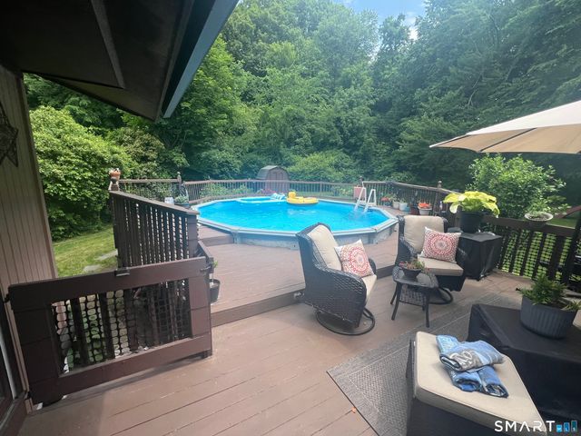 40 Hickory Hill Drive, Waterbury, CT 06708