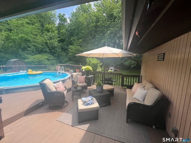 40 Hickory Hill Drive, Waterbury, CT 06708
