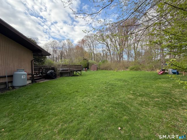 40 Hickory Hill Drive, Waterbury, CT 06708