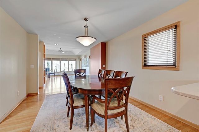 11800 W 99th Place, Overland Park, KS 66214