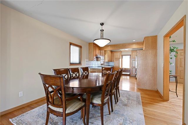 11800 W 99th Place, Overland Park, KS 66214