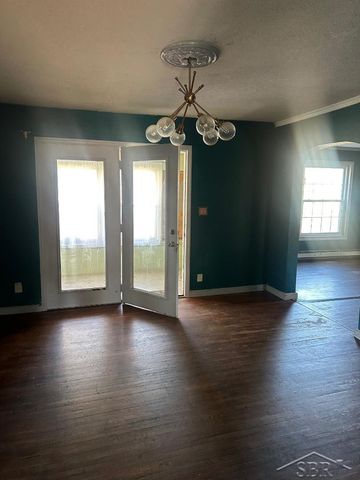 609 Olive Road, St Louis, MI 48880