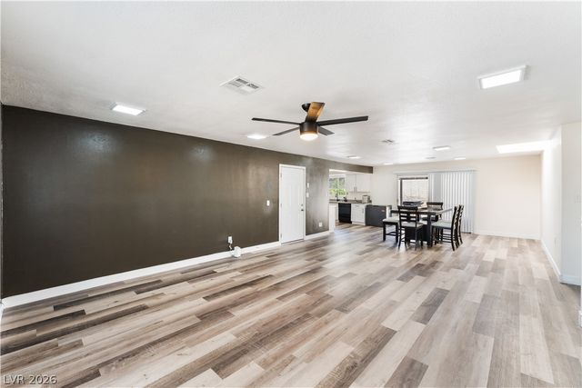 3313 El Camino Real, Las Vegas, NV 89121