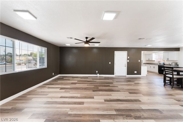 3313 El Camino Real, Las Vegas, NV 89121