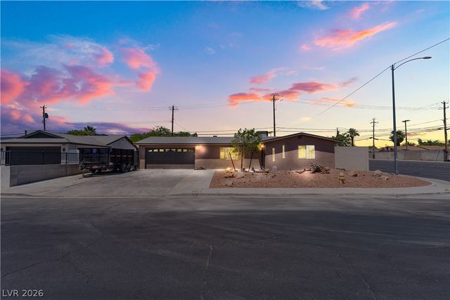 3313 El Camino Real, Las Vegas, NV 89121