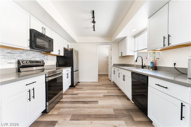 3313 El Camino Real, Las Vegas, NV 89121