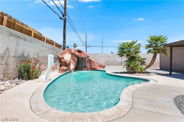3313 El Camino Real, Las Vegas, NV 89121