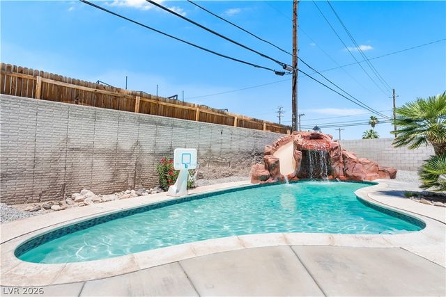3313 El Camino Real, Las Vegas, NV 89121