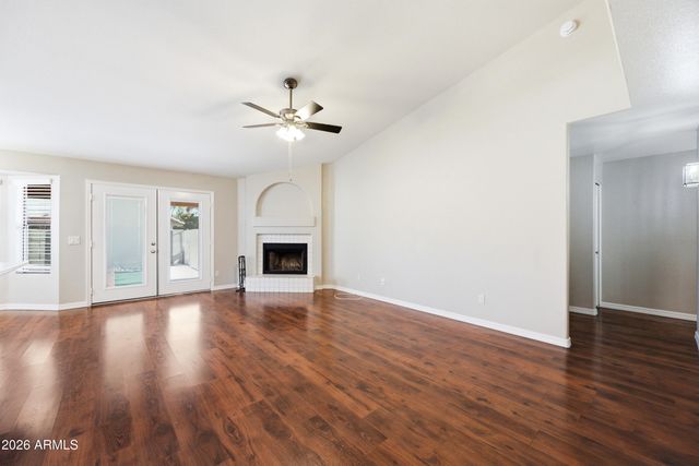 7239 W Morrow Drive, Glendale, AZ 85308