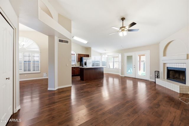 7239 W Morrow Drive, Glendale, AZ 85308