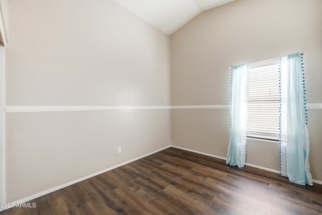 7239 W Morrow Drive, Glendale, AZ 85308