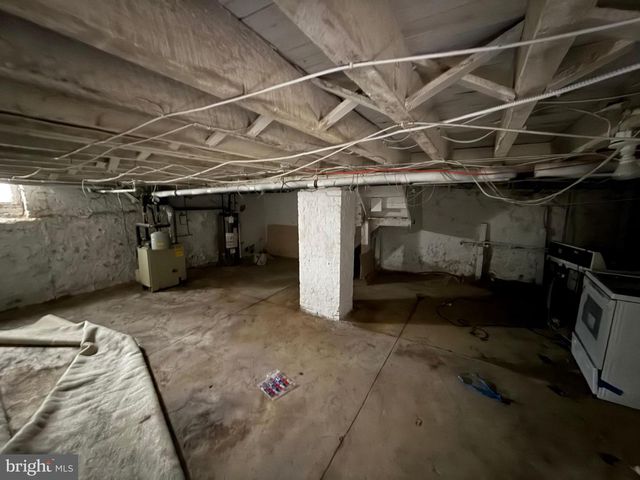 23 E MOWRY ST, Chester, PA 19013