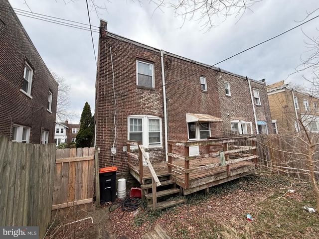 23 E MOWRY ST, Chester, PA 19013