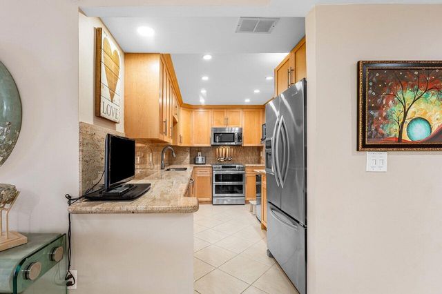 3450 S Ocean Boulevard 5010, Palm Beach, FL 33480