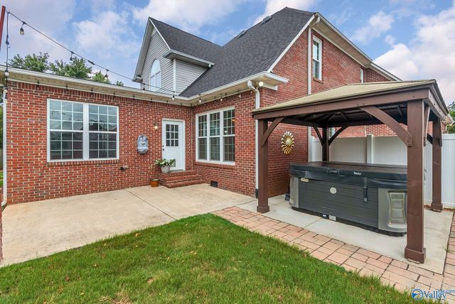 223 Wainscott Drive, Madison, AL 35757