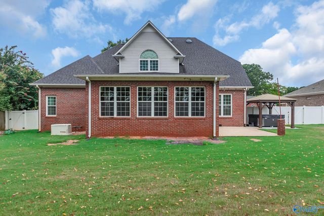 223 Wainscott Drive, Madison, AL 35757