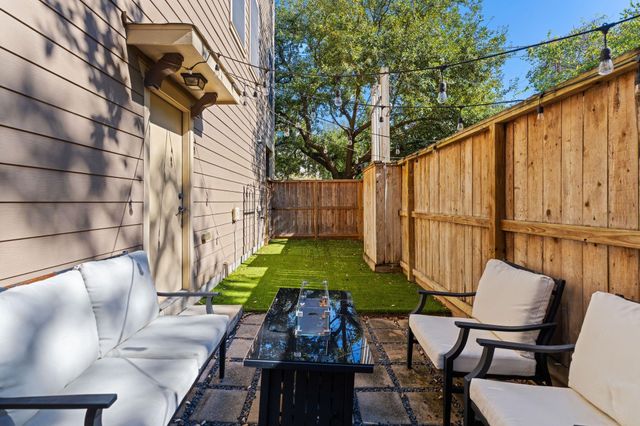 2503 Maxroy Street, Houston, TX 77007