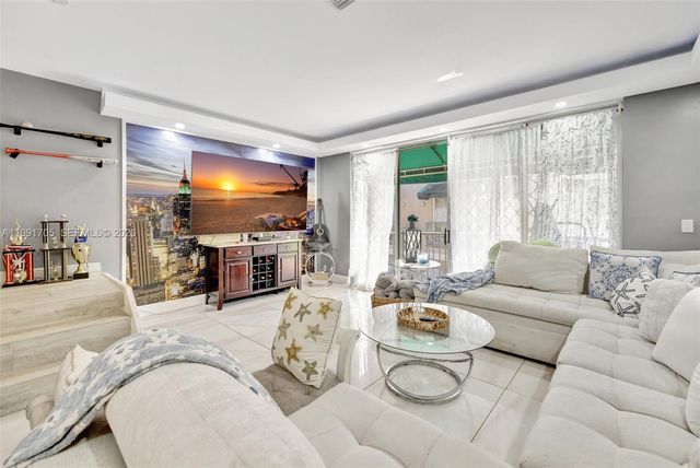 12662 NW 14th St, Sunrise, FL 33323