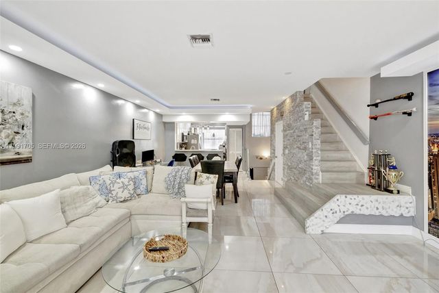 12662 NW 14th St, Sunrise, FL 33323