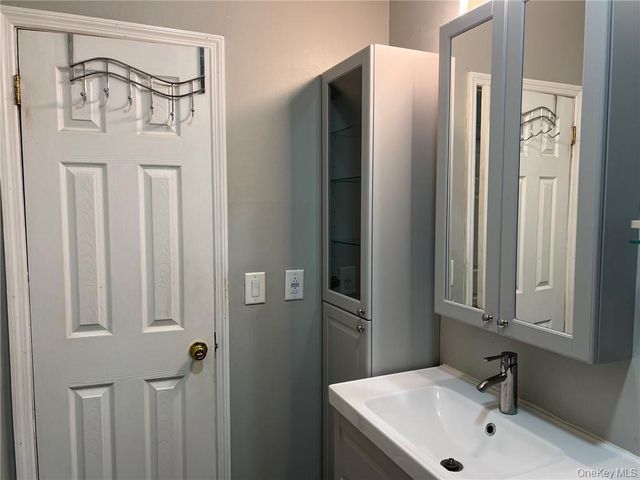 708 Silver Lake Scotchtown Road, Middletown, NY 10941