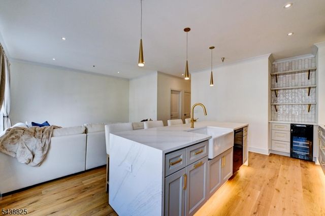 125 Conover Ter, Lebanon Boro, NJ 08833