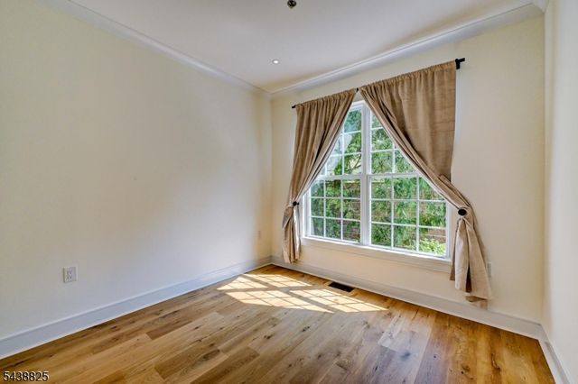 125 Conover Ter, Lebanon Boro, NJ 08833