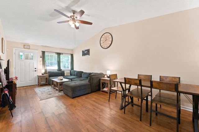 15 Coulter Drive, Wedgefield, SC 29168
