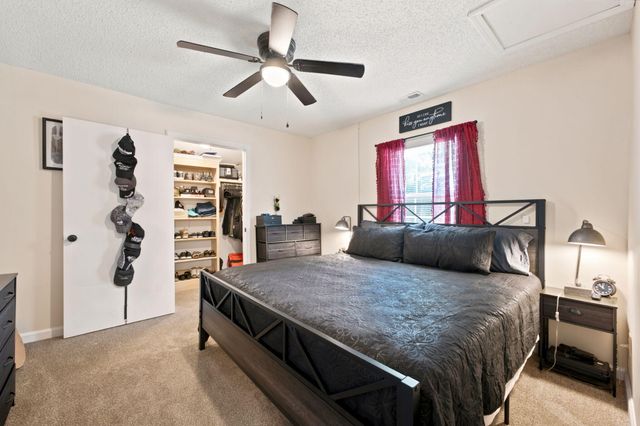 15 Coulter Drive, Wedgefield, SC 29168