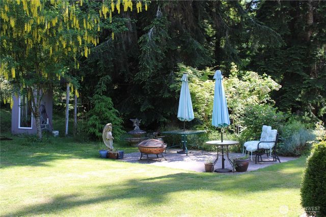 22068 McMurray Shore Drive, Mount Vernon, WA 98274