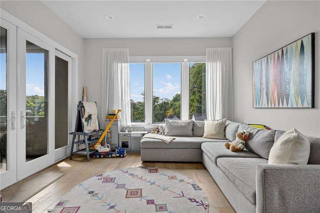 4012 Hazel Nut Lane, Atlanta, GA 30342