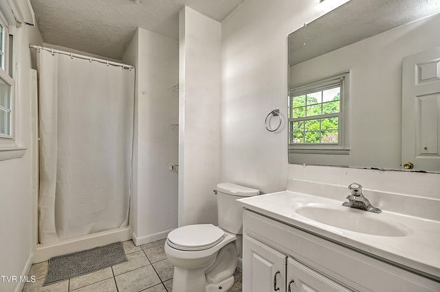 125 Cedar Valley Road, Bristol, TN 37620