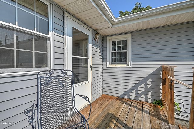 125 Cedar Valley Road, Bristol, TN 37620
