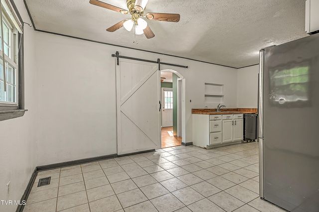 125 Cedar Valley Road, Bristol, TN 37620
