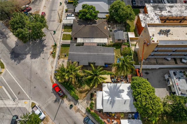 1552 NW 15th Ave, Miami, FL 33125
