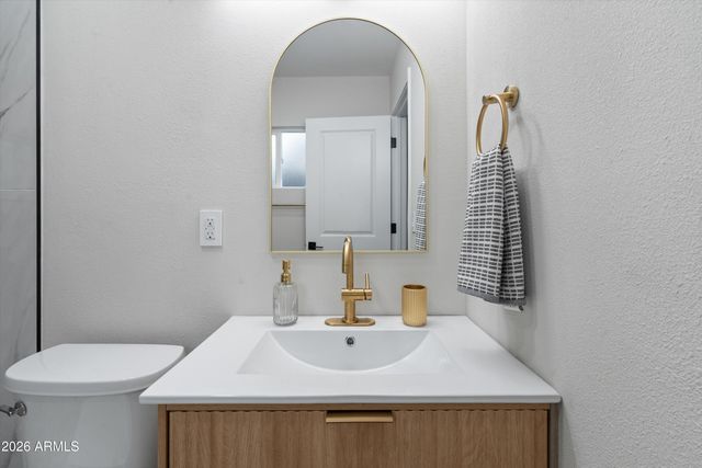 2841 W CAMPBELL Avenue, Phoenix, AZ 85017