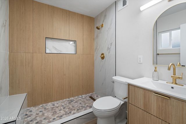 2841 W CAMPBELL Avenue, Phoenix, AZ 85017