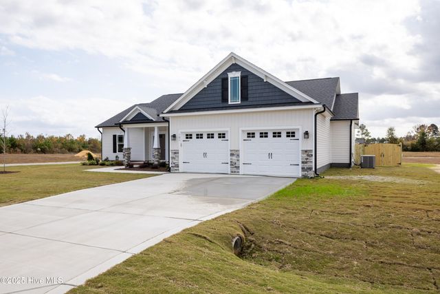 101 Deer View Lane Lane, Clinton, NC 28328