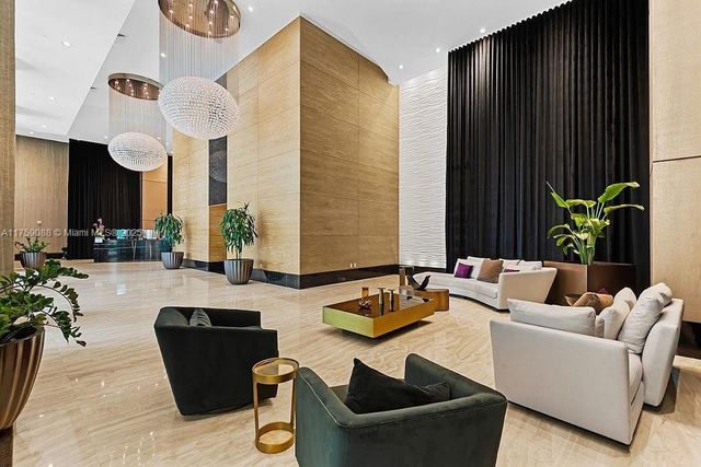 950 Brickell Bay Dr 3605, Miami, FL 33131