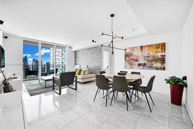 950 Brickell Bay Dr 3605, Miami, FL 33131