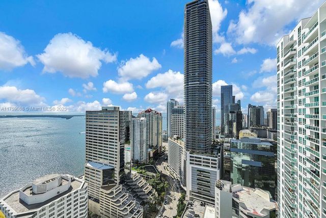 950 Brickell Bay Dr 3605, Miami, FL 33131