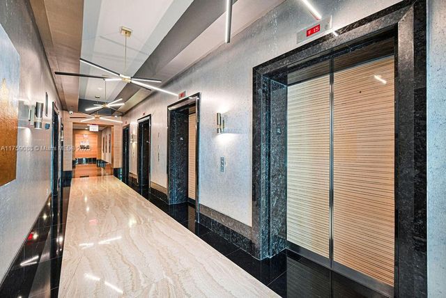 950 Brickell Bay Dr 3605, Miami, FL 33131